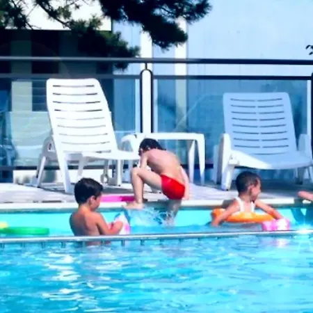Serenity By The Pool-beahost * Bibione